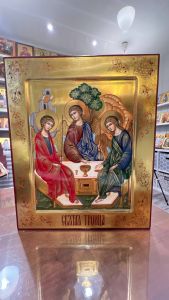 Рукописная икона Святая Троица №41 (Размер 30х36 см)